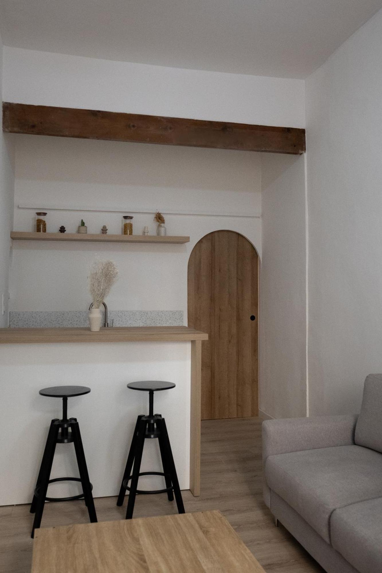 Bel Proche Arenes Apartment